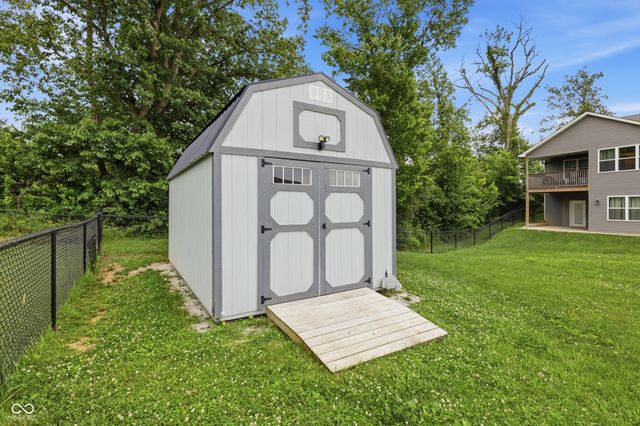 128 Woods Edge Boulevard E, Greencastle, IN 46135