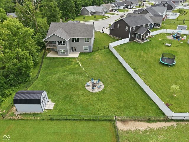 128 Woods Edge Boulevard E, Greencastle, IN 46135