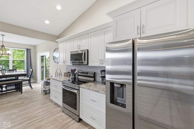 128 Woods Edge Boulevard E, Greencastle, IN 46135