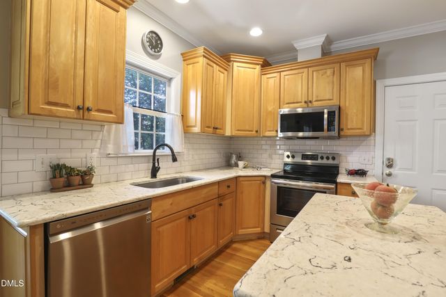 212 Kingsport Road, Holly Springs, NC 27540