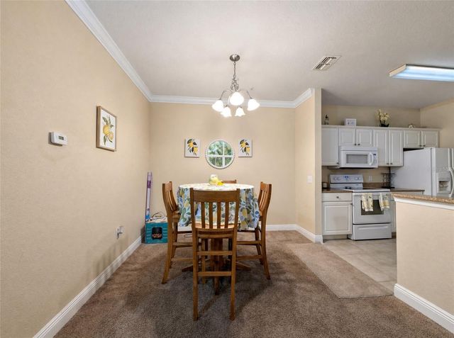 143 SOUTHERN PECAN CIRCLE 201, Winter Garden, FL 34787