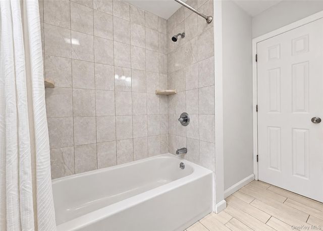 678 Clinton Avenue, Uniondale, NY 11553