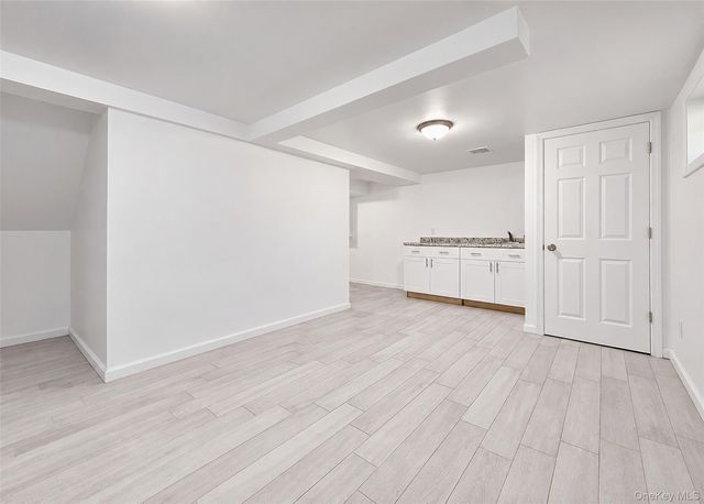 678 Clinton Avenue, Uniondale, NY 11553