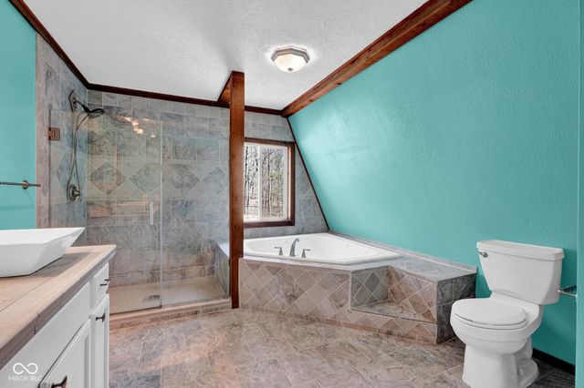 1747 E Tall Oaks Lane, Greencastle, IN 46135