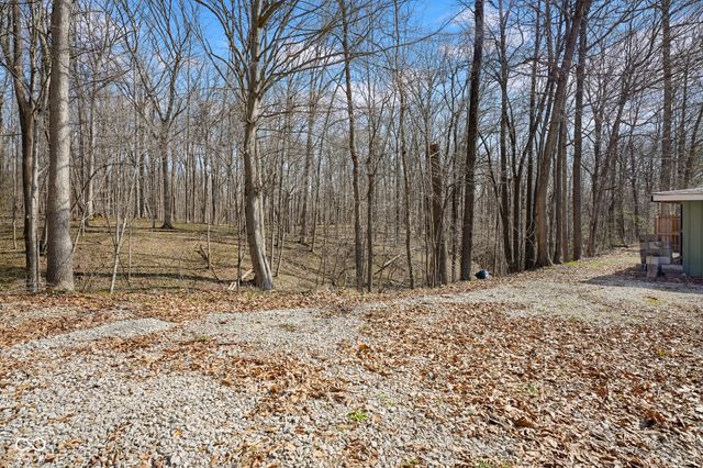 1747 E Tall Oaks Lane, Greencastle, IN 46135