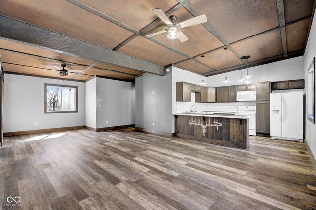 1747 E Tall Oaks Lane, Greencastle, IN 46135