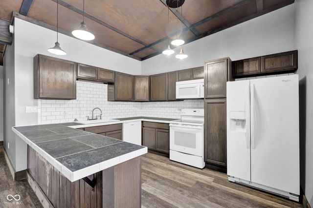 1747 E Tall Oaks Lane, Greencastle, IN 46135