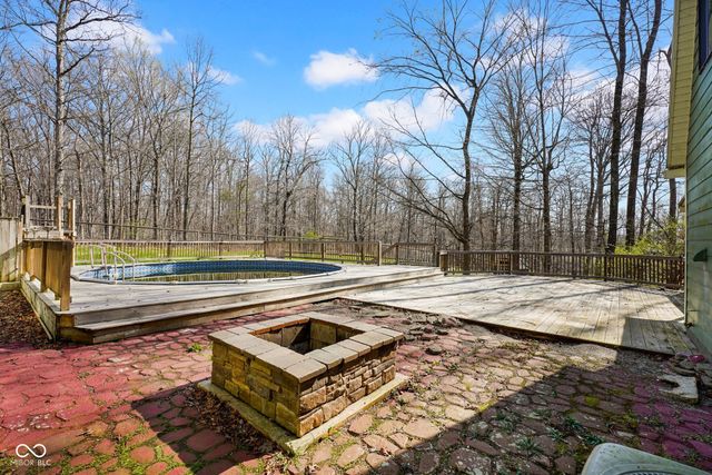 1747 E Tall Oaks Lane, Greencastle, IN 46135