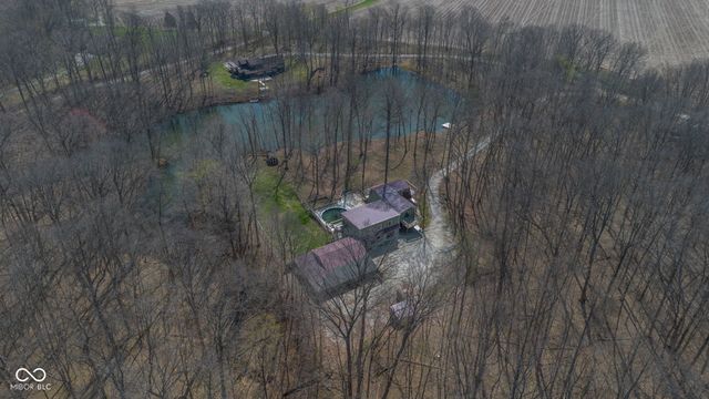 1747 E Tall Oaks Lane, Greencastle, IN 46135