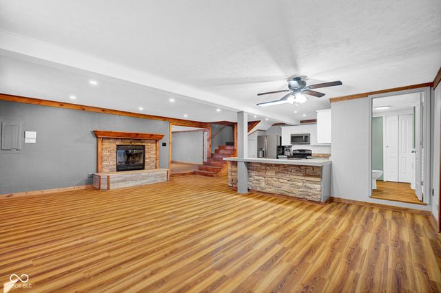 1747 E Tall Oaks Lane, Greencastle, IN 46135