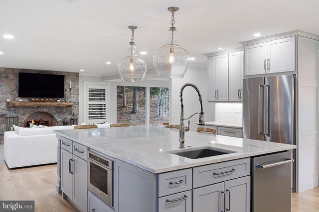 103 HAYWOOD RD, Wilmington, DE 19807