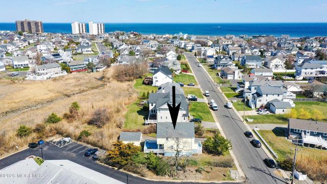 47 Valentine Street, Monmouth Beach, NJ 07750