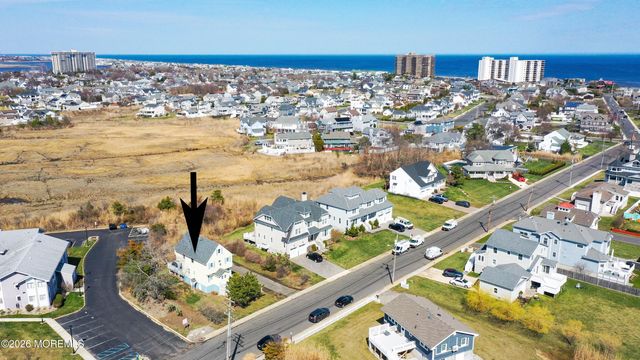 47 Valentine Street, Monmouth Beach, NJ 07750