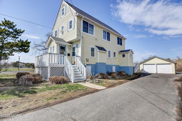 47 Valentine Street, Monmouth Beach, NJ 07750