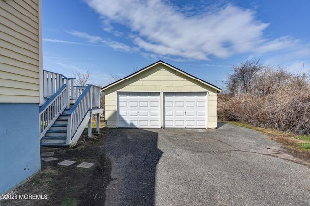 47 Valentine Street, Monmouth Beach, NJ 07750