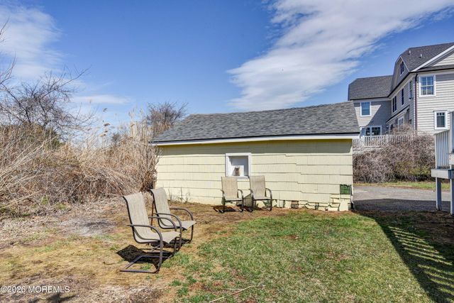 47 Valentine Street, Monmouth Beach, NJ 07750