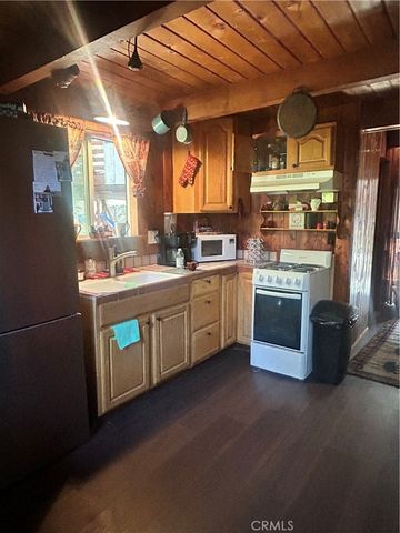 32744 Encina, Running Springs, CA 92382