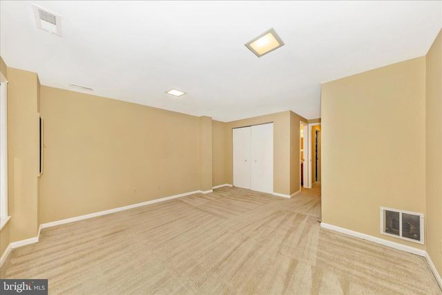 20559 STRATH HAVEN, Gaithersburg, MD 20886