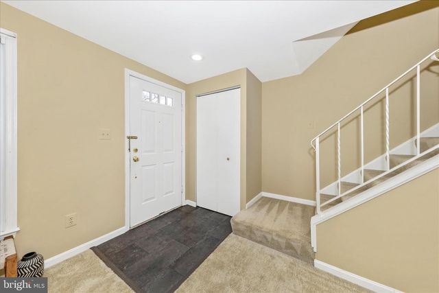 20559 STRATH HAVEN, Gaithersburg, MD 20886