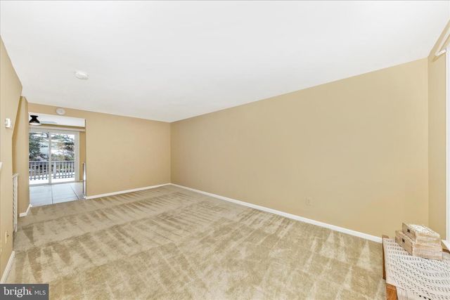 20559 STRATH HAVEN, Gaithersburg, MD 20886