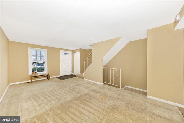 20559 STRATH HAVEN, Gaithersburg, MD 20886