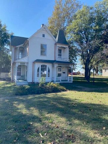 309 Maple Avenue, Denton, KS 66017