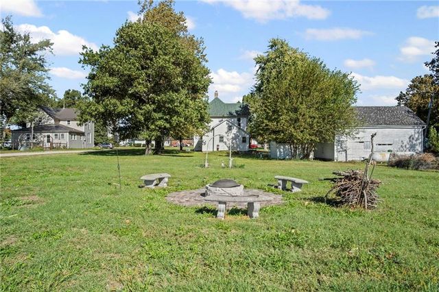 309 Maple Avenue, Denton, KS 66017