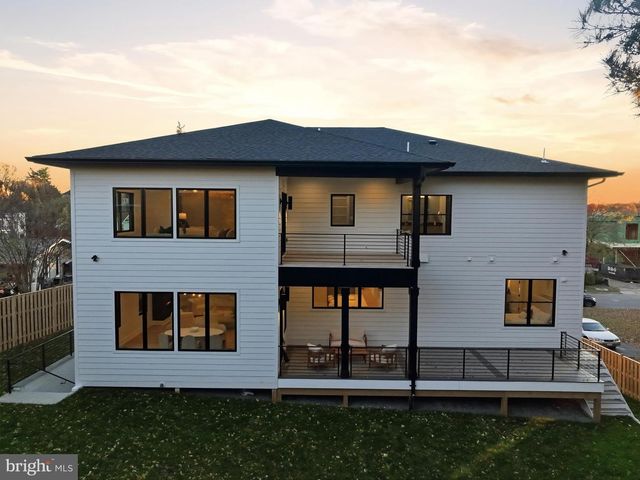 6514 BYRNES DR, Mclean, VA 22101