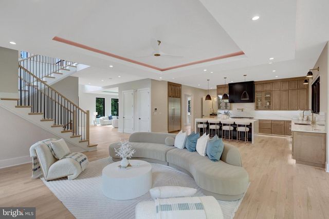 6514 BYRNES DR, Mclean, VA 22101