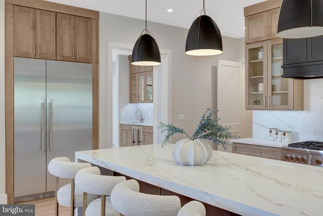 6514 BYRNES DR, Mclean, VA 22101