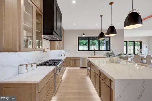 6514 BYRNES DR, Mclean, VA 22101