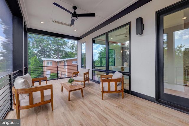 6514 BYRNES DR, Mclean, VA 22101