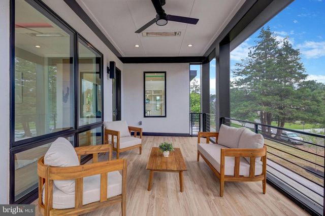 6514 BYRNES DR, Mclean, VA 22101