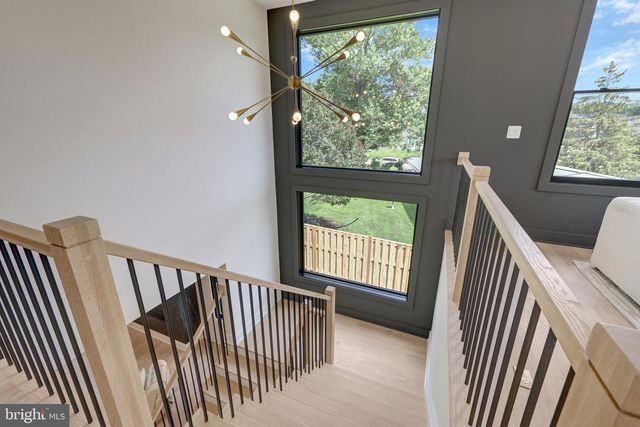 6514 BYRNES DR, Mclean, VA 22101