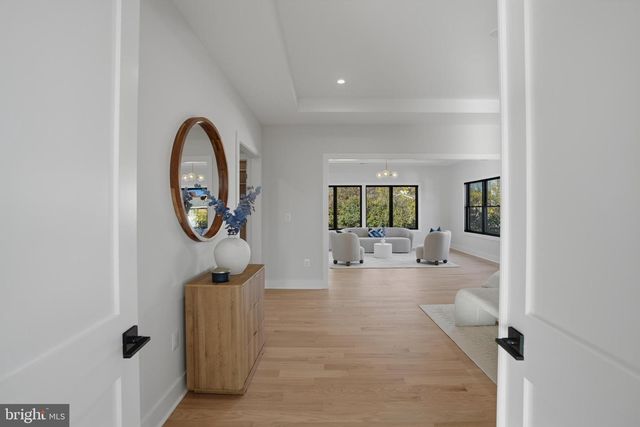 6514 BYRNES DR, Mclean, VA 22101