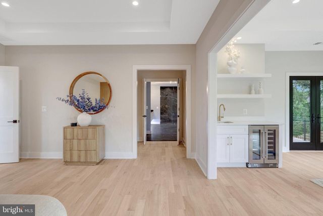 6514 BYRNES DR, Mclean, VA 22101