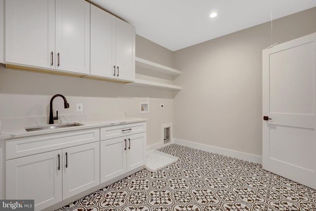 6514 BYRNES DR, Mclean, VA 22101