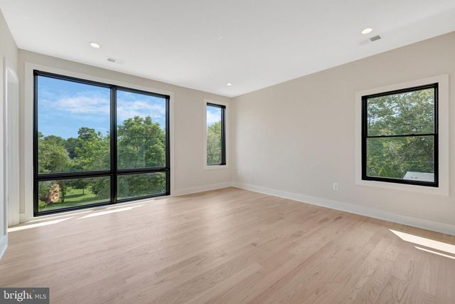 6514 BYRNES DR, Mclean, VA 22101