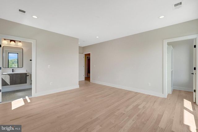 6514 BYRNES DR, Mclean, VA 22101