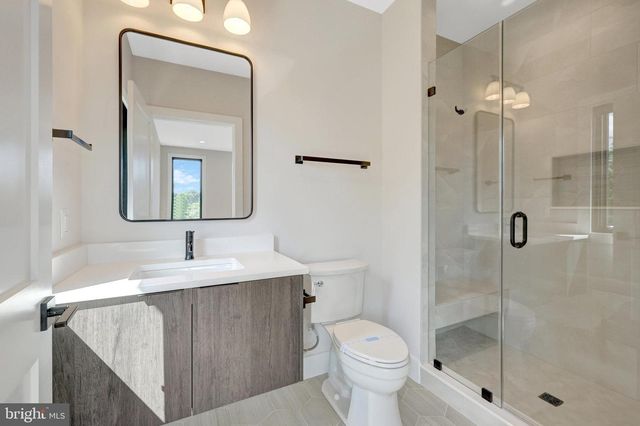 6514 BYRNES DR, Mclean, VA 22101