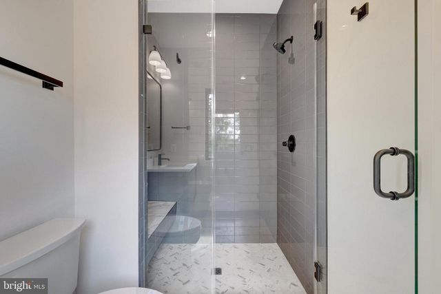 6514 BYRNES DR, Mclean, VA 22101