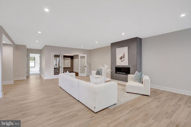 6514 BYRNES DR, Mclean, VA 22101