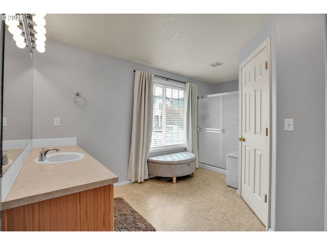 622 Nw 29TH Pl, Battle Ground, WA 98604