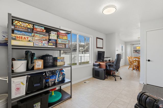 799 S 125 E, Layton, UT 84041