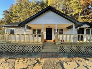 523 Pantertown Circle, Mineral Bluff, GA 30559