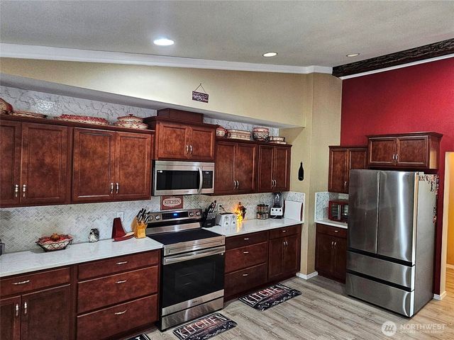 3652 Pennsylvania St, Longview, WA 98632