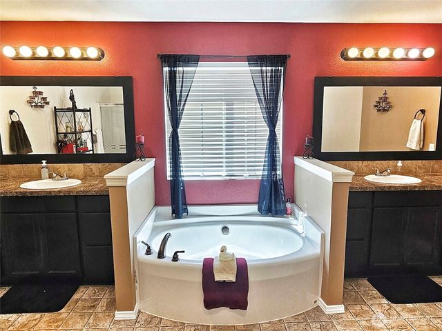 3652 Pennsylvania St, Longview, WA 98632