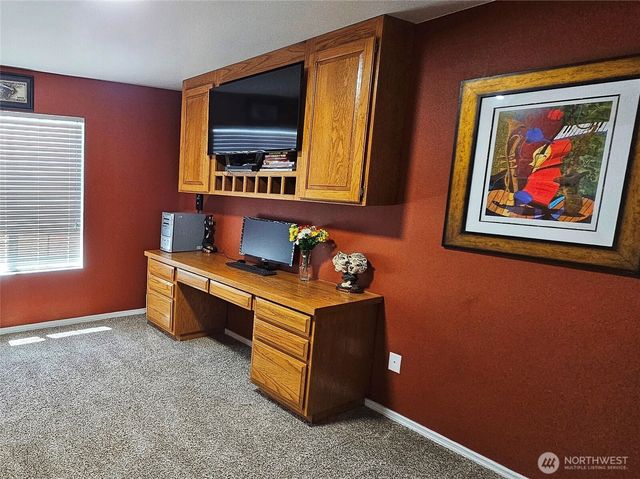 3652 Pennsylvania St, Longview, WA 98632