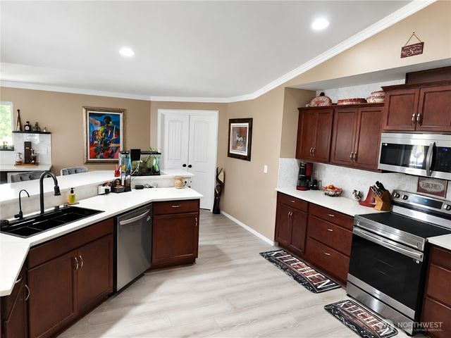 3652 Pennsylvania St, Longview, WA 98632
