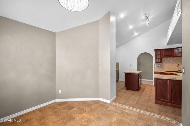 1726 Nesting Place, El Paso, TX 79936